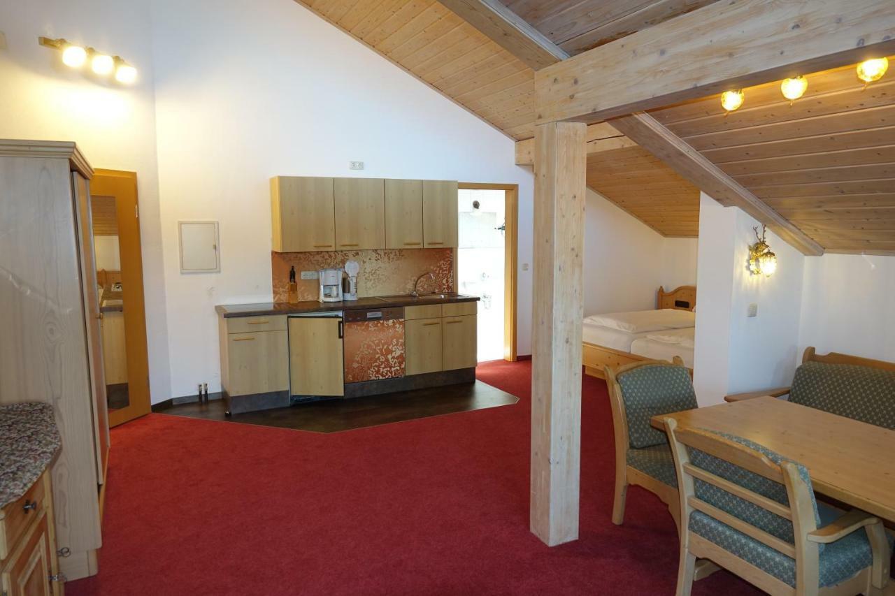 Füssen Gaestehaus Guggomos "Hopfen Am See" מראה חיצוני תמונה